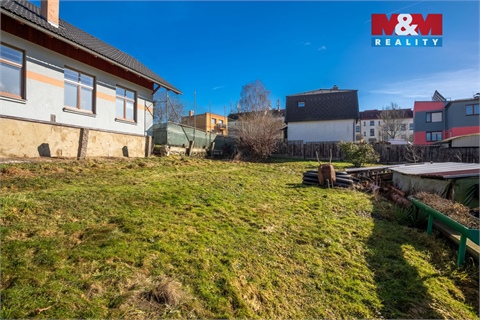 Prodej stavebního pozemku, 800 m² 2