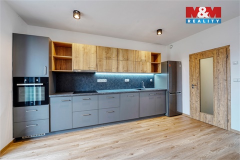 Pronájem bytu 3kk, 86 m² 2