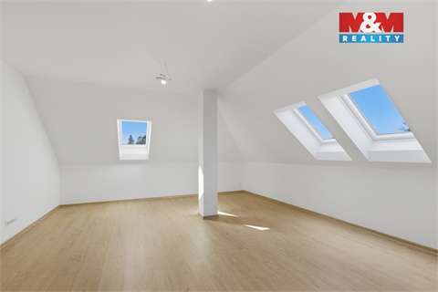 Prodej bytu 2kk, 77 m² - 8