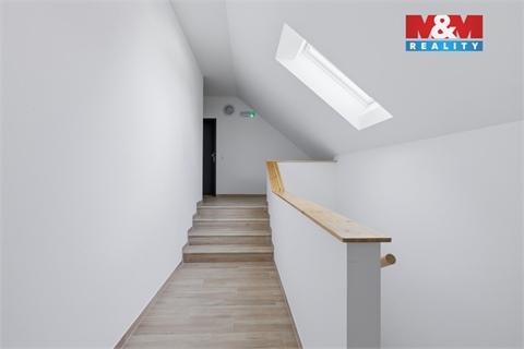 Prodej bytu 2kk, 77 m² - 16