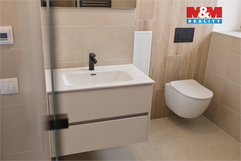 Prodej bytu 2kk, 77 m² - 12