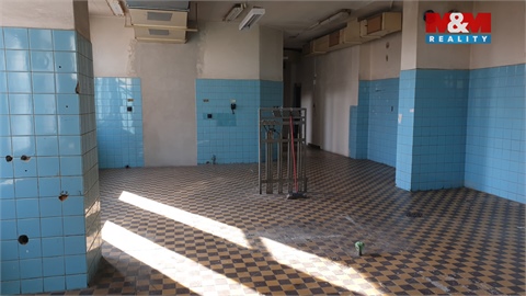 Pronájem obchodních prostor, 140 m² - 2