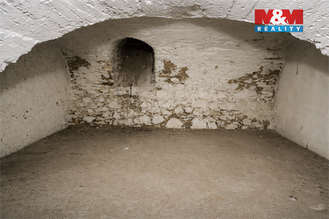 Pronájem skladu / haly, 200 m² 2