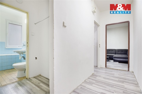 Prodej bytu 1+1, 36 m² 10