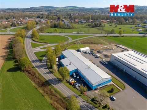 Pronájem skladu / haly, 820 m² - 0