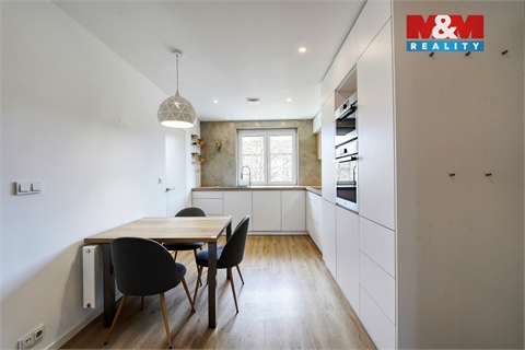 Pronájem bytu 3kk, 66 m² 8