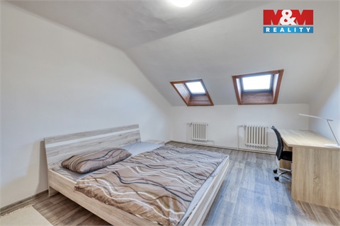 Prodej atypického bytu, 151 m² 2