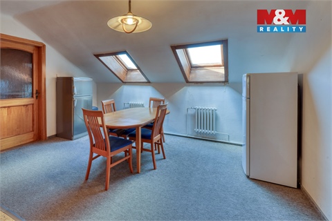 Prodej atypického bytu, 151 m² 8