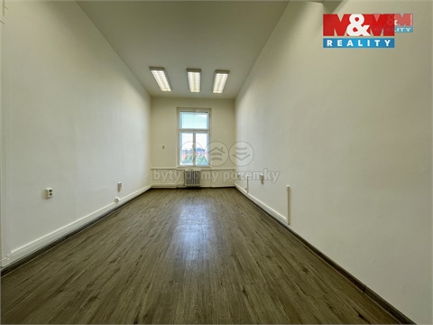 Pronájem obchodních prostor, 18 m² - 2