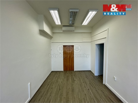 Pronájem obchodních prostor, 95 m² 8