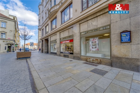 Pronájem obchodních prostor, 304 m² - 0
