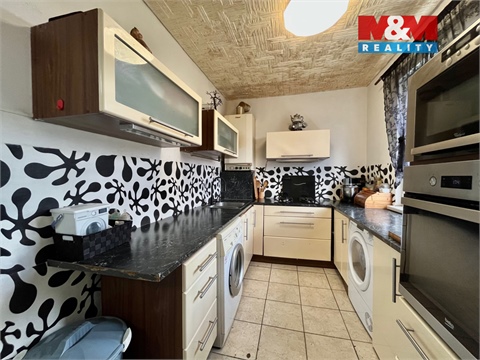 Prodej bytu 3+1, 82 m² - 2