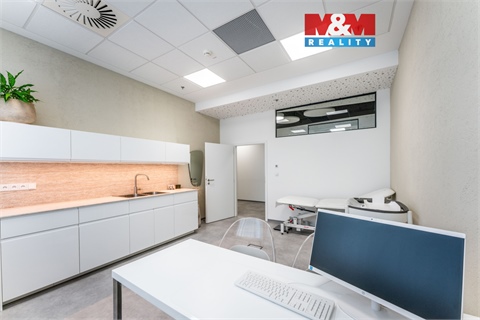 Pronájem obchodních prostor, 30 m² 0