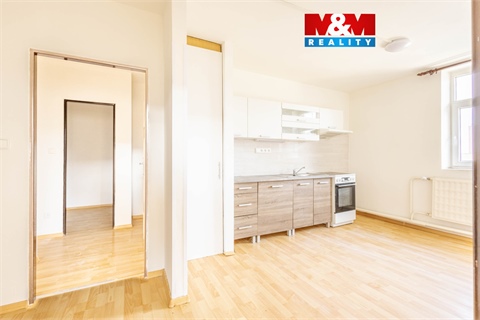 Pronájem bytu 3kk, 85 m² 0