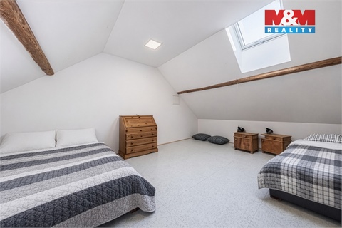 Prodej rodinného domu, 300 m² - 20