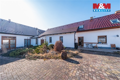 Prodej rodinného domu, 300 m² - 28