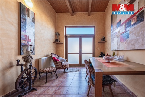 Prodej rodinného domu, 300 m² - 14