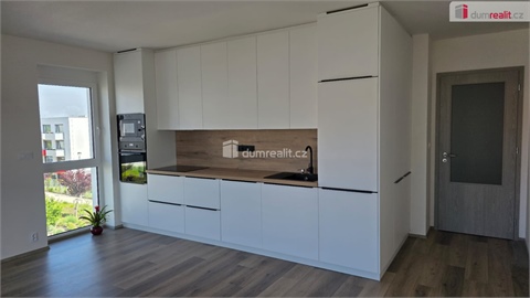 Prodej bytu 3kk, 72 m² 0