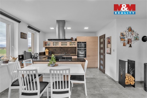 Prodej rodinného domu, 225 m² 6