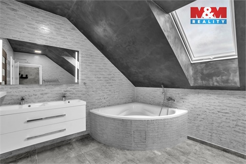 Prodej rodinného domu, 225 m² - 22