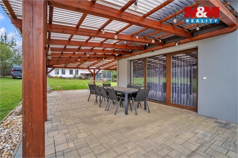 Prodej rodinného domu, 225 m² 10