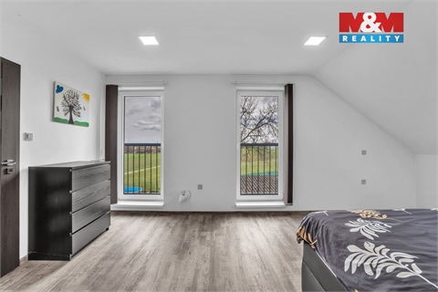 Prodej rodinného domu, 225 m² - 26