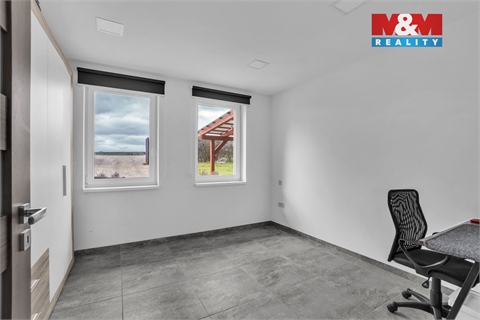 Prodej rodinného domu, 225 m² 14