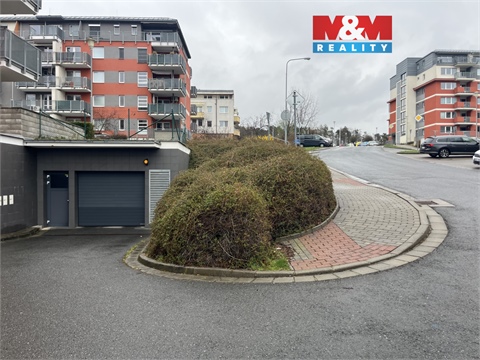 Pronájem parkovacího místa, 14 m² 0