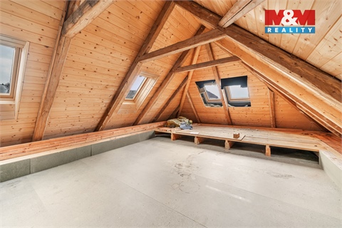 Prodej rodinného domu, 311 m² - 16