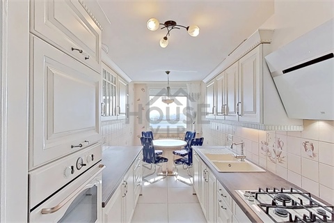 Prodej bytu 4+1, 118 m² - 26