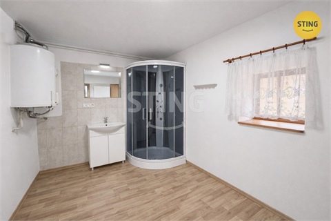 Prodej rodinného domu, 220 m² 6