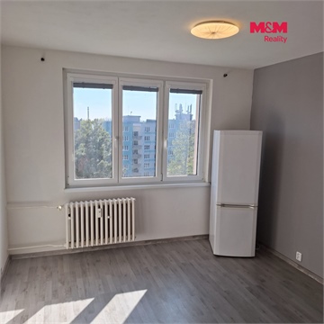 Pronájem bytu 1+1, 35 m² 2