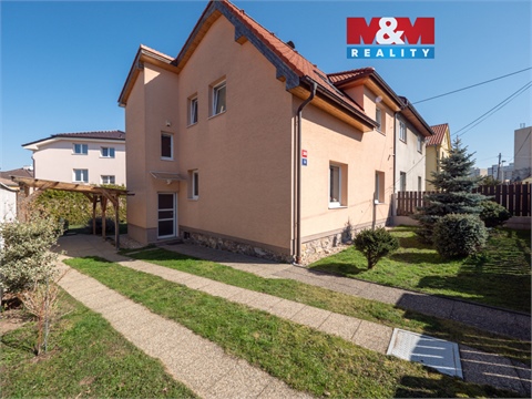 Pronájem rodinného domu, 160 m² 0