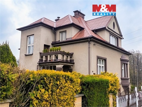 Prodej rodinného domu, 296 m² 0