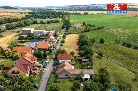 Prodej stavebního pozemku, 1 007 m² 4