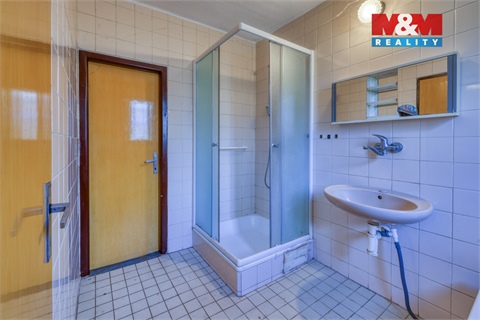 Prodej rodinného domu, 70 m² - 24