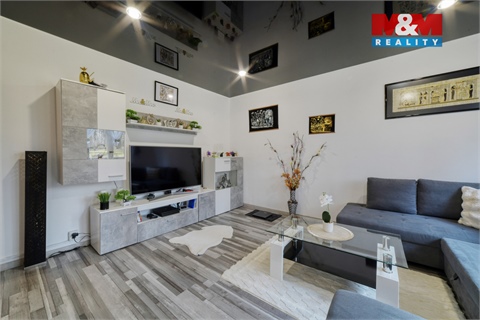 Prodej bytu 2+1, 51 m² 12