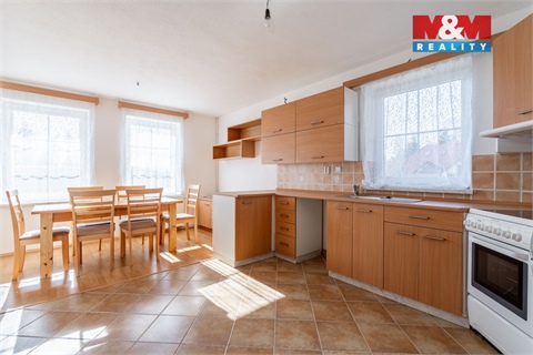 Prodej rodinného domu, 205 m² - 8