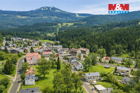 Prodej stavebního pozemku, 700 m² 2