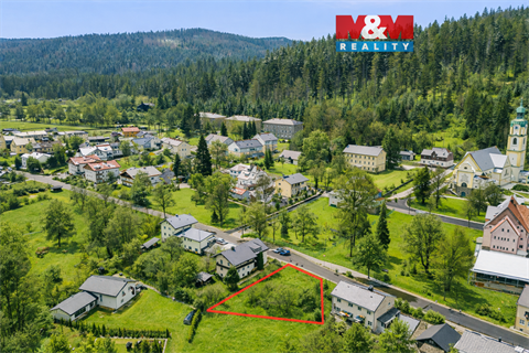 Prodej stavebního pozemku, 700 m² 0