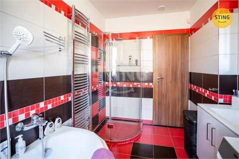 Prodej rodinného domu, 109 m² 6