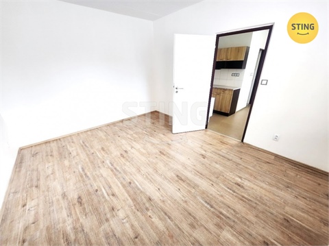 Pronájem bytu 3+1, 70 m² 12