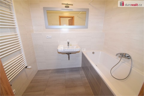 Pronájem bytu 4kk, 78 m² - 8