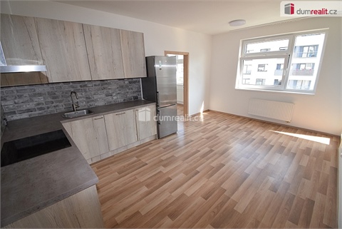 Pronájem bytu 4kk, 78 m² 0