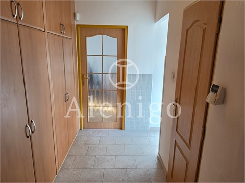 Pronájem bytu 2+1, 53 m² - 0