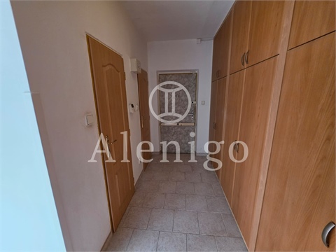 Pronájem bytu 2+1, 53 m² 2