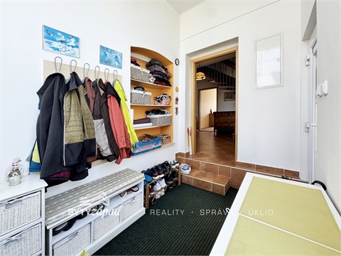 Prodej rodinného domu, 180 m² 16