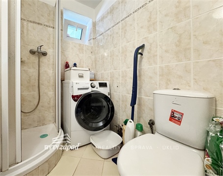 Prodej rodinného domu, 180 m² 14