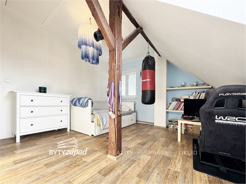 Prodej rodinného domu, 180 m² 24