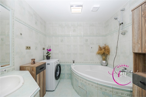 Prodej rodinného domu, 108 m² - 18